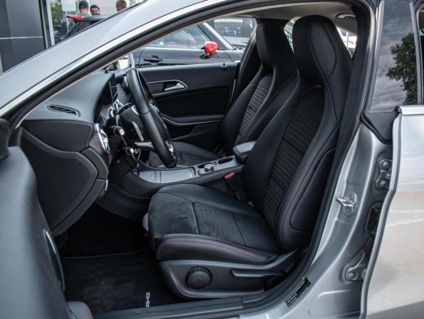 Mercedes-Benz CLA I (C117 X117) Рестайлинг с пробегом 2016 года, цена 2 120 000 рублей, 98168 км, седан, Автокод Объявления