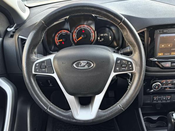 Lada (ВАЗ) XRAY I с пробегом 2019 года, цена 1 099 000 рублей, 108129 км, хэтчбек, Автокод Объявления