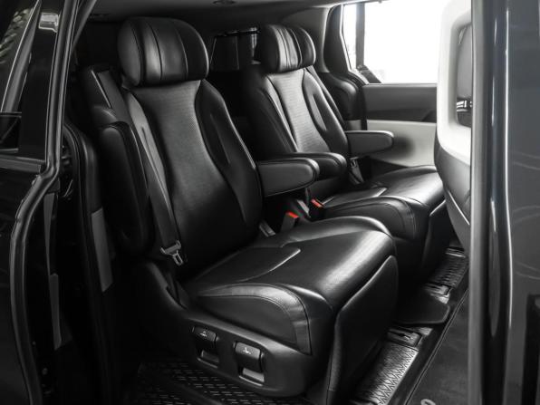Kia Carnival IV с пробегом 2022 года, цена 4 999 000 рублей, 79263 км, минивэн, Автокод Объявления
