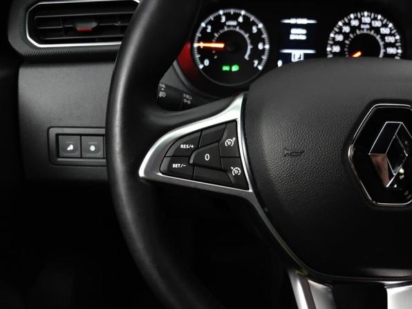 Renault Arkana I с пробегом 2021 года, цена 1 870 000 рублей, 66000 км, внедорожник, Автокод Объявления