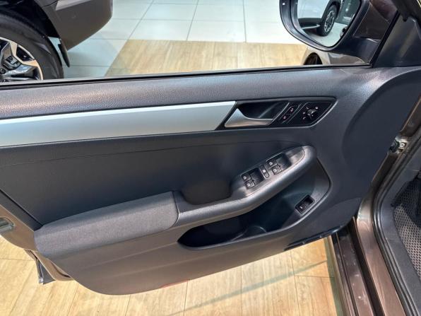 Volkswagen Jetta VI с пробегом 2011 года, цена 727 000 рублей, 219314 км, седан, Автокод Объявления