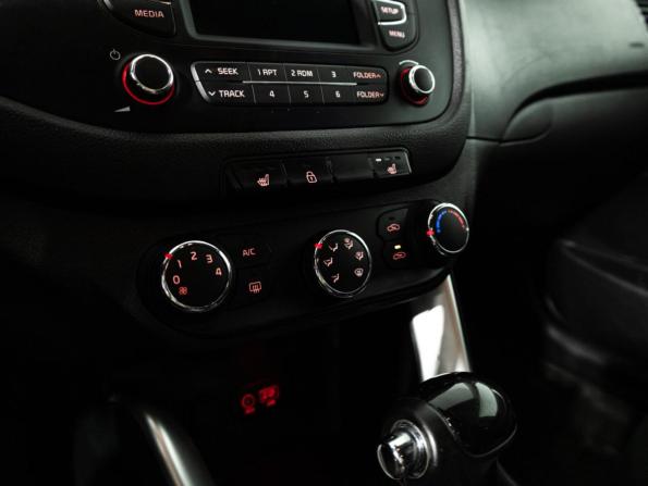 Kia Ceed II Рестайлинг с пробегом 2018 года, цена 1 199 585 рублей, 185000 км, универсал, Автокод Объявления