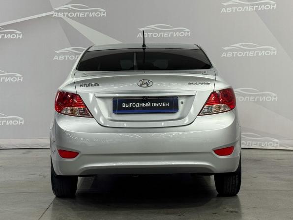 Hyundai Solaris I с пробегом 2013 года, цена 780 000 рублей, 131000 км, седан, Автокод Объявления
