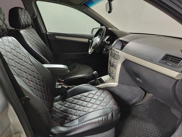 Opel Astra H Рестайлинг с пробегом 2008 года, цена 300 000 рублей, 230000 км, хэтчбек, Автокод Объявления