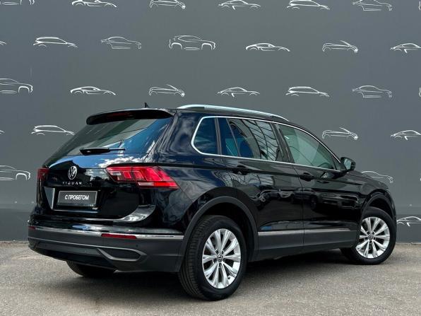 Volkswagen Tiguan II Рестайлинг с пробегом 2021 года, цена 2 450 300 рублей, 63141 км, внедорожник, Автокод Объявления
