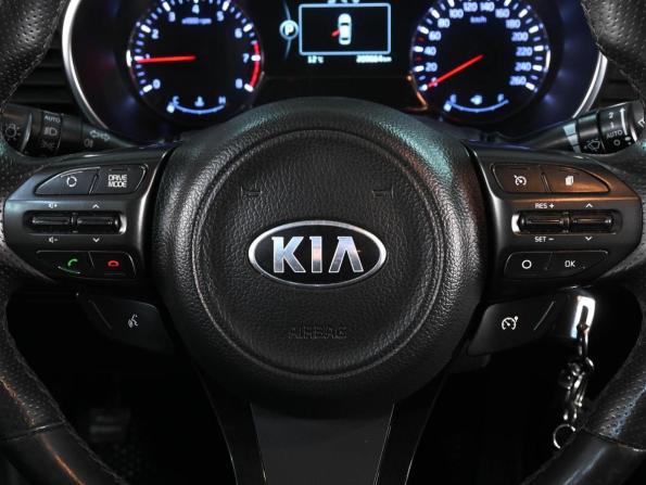 Kia Optima III Рестайлинг с пробегом 2014 года, цена 1 539 000 рублей, 209664 км, седан, Автокод Объявления