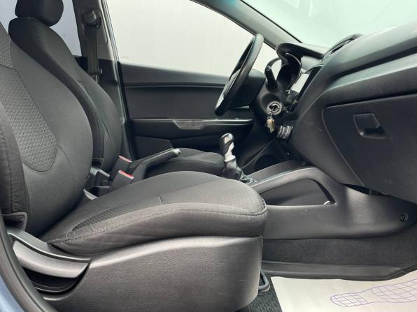 Kia Rio III Рестайлинг с пробегом 2015 года, цена 899 000 рублей, 178522 км, хэтчбек, Автокод Объявления