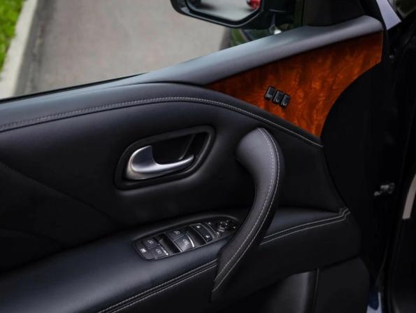 Infiniti QX80 I Рестайлинг с пробегом 2017 года, цена 3 199 532 рубля, 113709 км, внедорожник, Автокод Объявления