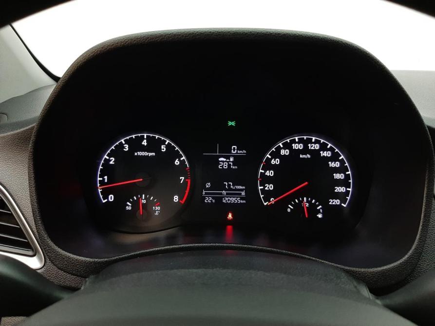 Hyundai Solaris II Москва  - изображение 8