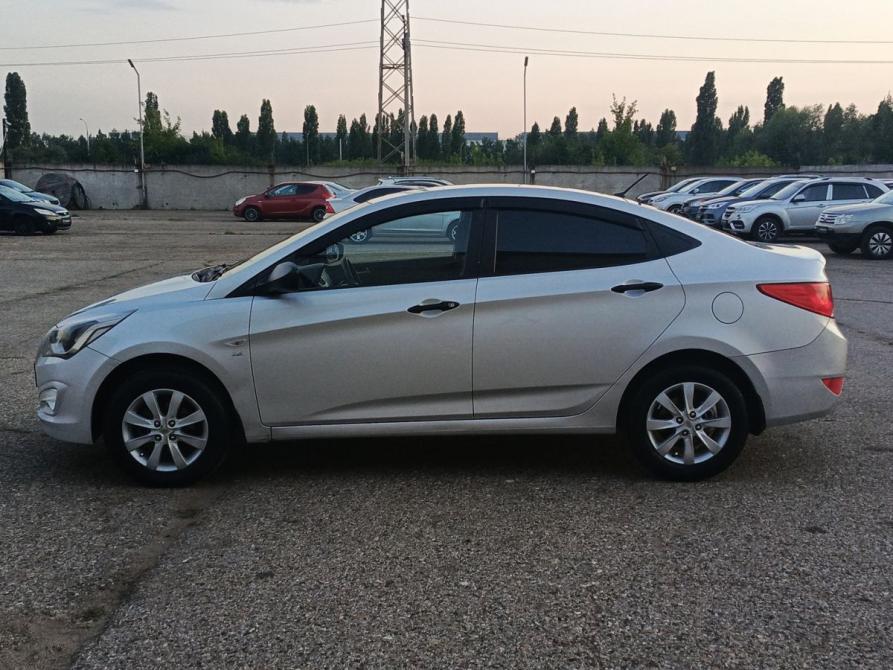 Hyundai Solaris I Рестайлинг Набережные Челны  - изображение 10