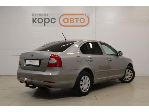 Skoda Octavia II (A5) Рестайлинг с пробегом 2013 года, цена 557 900 рублей, 217000 км, лифтбек, Автокод Объявления