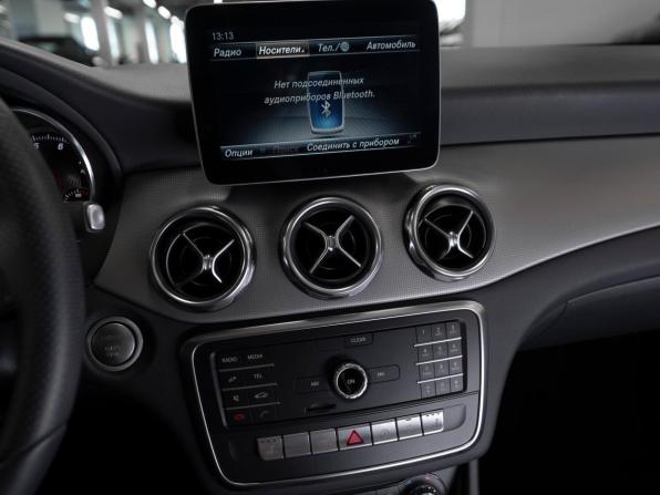 Mercedes-Benz GLA I (X156) Рестайлинг с пробегом 2018 года, цена 2 670 000 рублей, 67656 км, внедорожник, Автокод Объявления
