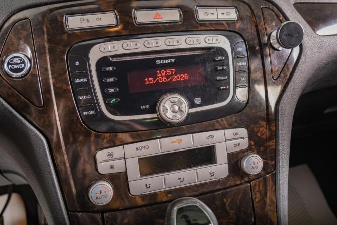 Ford Mondeo IV Рестайлинг с пробегом 2010 года, цена 879 000 рублей, 247000 км, седан, Автокод Объявления
