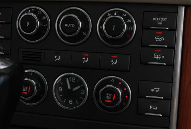 Land Rover Range Rover III Рестайлинг 2 с пробегом 2011 года, цена 1 470 000 рублей, 271449 км, внедорожник, Автокод Объявления
