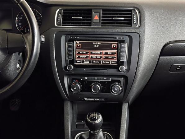 Volkswagen Jetta VI с пробегом 2011 года, цена 969 000 рублей, 81105 км, седан, Автокод Объявления