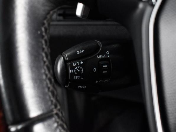 Peugeot 3008 II с пробегом 2017 года, цена 1 700 000 рублей, 186146 км, внедорожник, Автокод Объявления
