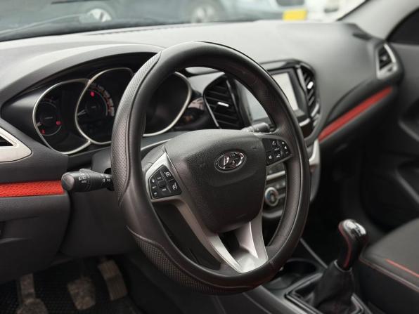 Lada (ВАЗ) Vesta I с пробегом 2017 года, цена 987 000 рублей, 96268 км, универсал, Автокод Объявления