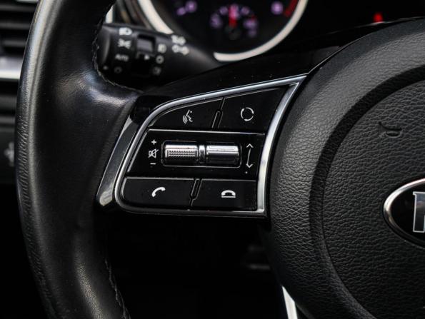 Kia Ceed III с пробегом 2019 года, цена 2 000 000 рублей, 89650 км, универсал, Автокод Объявления