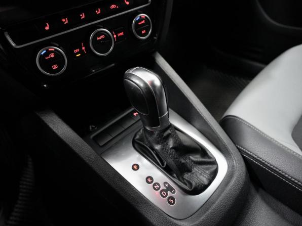 Volkswagen Jetta VI с пробегом 2014 года, цена 1 150 000 рублей, 127000 км, седан, Автокод Объявления