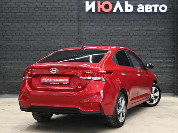 Hyundai Solaris II с пробегом 2017 года, цена 1 250 000 рублей, 74868 км, седан, Автокод Объявления