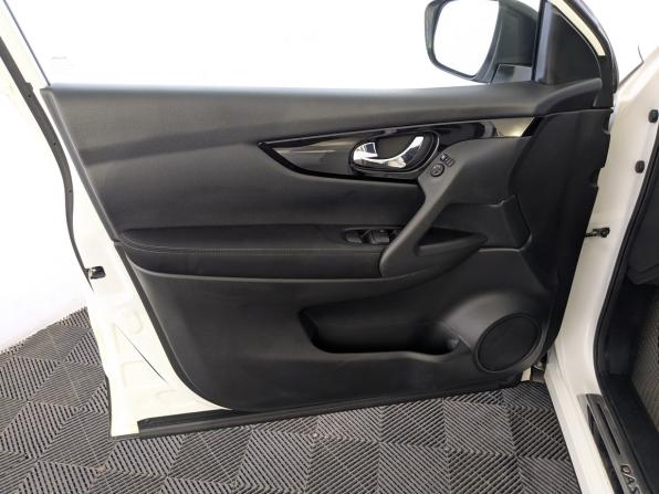 Nissan Qashqai II с пробегом 2018 года, цена 1 480 000 рублей, 77563 км, внедорожник, Автокод Объявления
