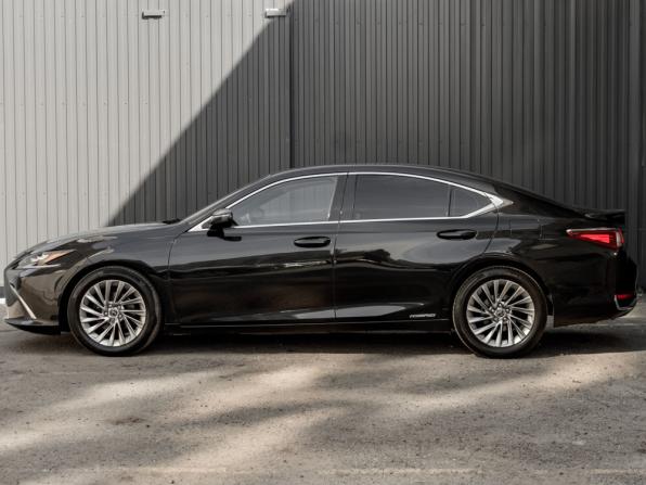 Lexus ES VII с пробегом 2021 года, цена 3 490 000 рублей, 68958 км, седан, Автокод Объявления