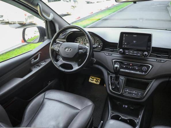 Hyundai Grand Starex I Рестайлинг 2 с пробегом 2018 года, цена 3 599 000 рублей, 89932 км, минивэн, Автокод Объявления