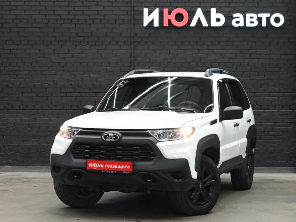 Lada (ВАЗ) Niva Travel I с пробегом 2022 года, цена 1 050 000 рублей, 53113 км, внедорожник, Автокод Объявления