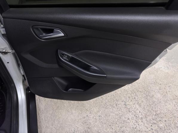 Ford Focus III с пробегом 2012 года, цена 596 000 рублей, 242121 км, универсал, Автокод Объявления
