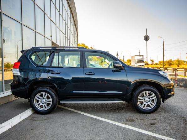 Toyota Land Cruiser Prado 150 Series с пробегом 2010 года, цена 2 498 000 рублей, 275679 км, внедорожник, Автокод Объявления