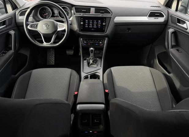 Volkswagen Tiguan II Рестайлинг с пробегом 2021 года, цена 2 719 000 рублей, 77800 км, внедорожник, Автокод Объявления