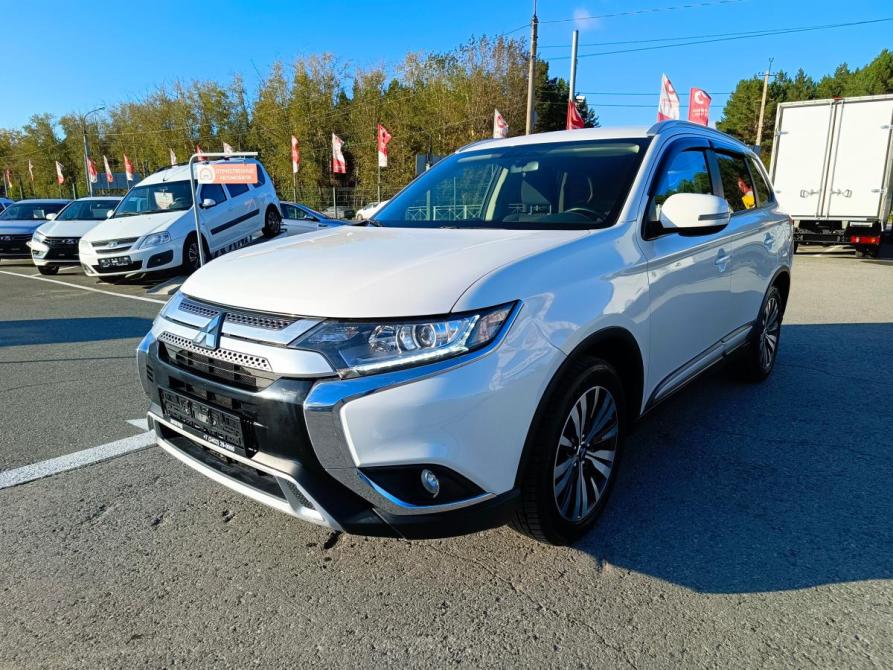 Mitsubishi Outlander III Рестайлинг 2 Тюмень  - изображение 3