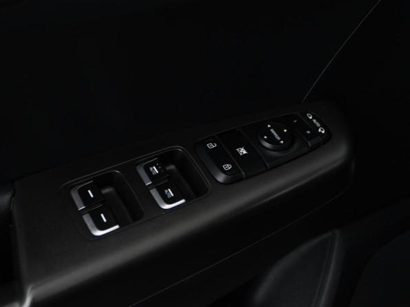 Kia Sportage IV Рестайлинг с пробегом 2021 года, цена 2 249 999 рублей, 124646 км, внедорожник, Автокод Объявления