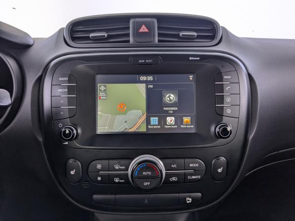 Kia Soul II Рестайлинг с пробегом 2017 года, цена 1 450 000 рублей, 214400 км, хэтчбек, Автокод Объявления
