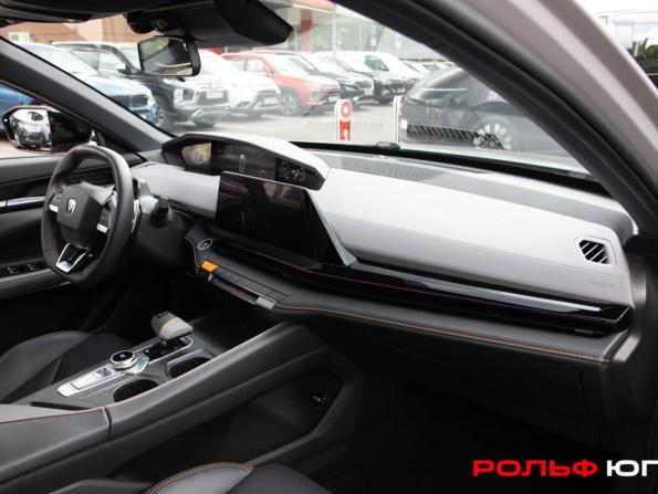 Changan UNI-V I с пробегом 2023 года, цена 2 118 000 рублей, 30189 км, лифтбек, Автокод Объявления