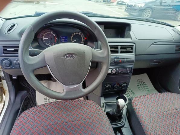 Lada (ВАЗ) Priora I Рестайлинг с пробегом 2018 года, цена 539 995 рублей, 104400 км, седан, Автокод Объявления