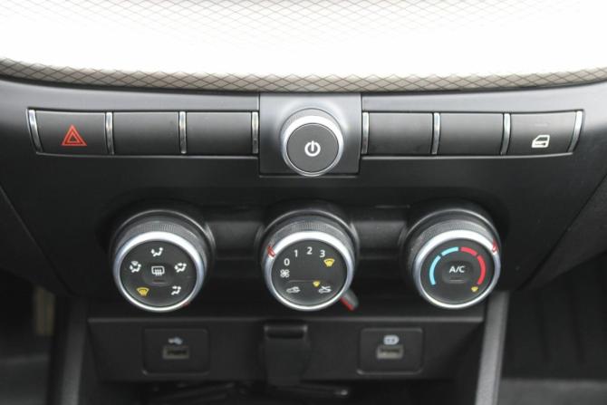 Lada (ВАЗ) Vesta I Рестайлинг (NG) с пробегом 2023 года, цена 1 190 000 рублей, 54000 км, седан, Автокод Объявления