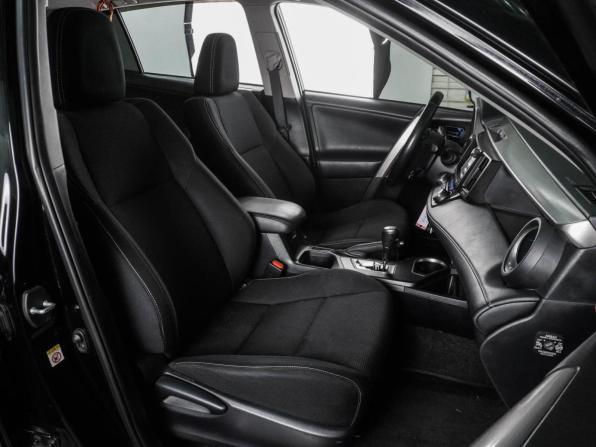 Toyota RAV4 IV (XA40) Рестайлинг с пробегом 2017 года, цена 2 699 000 рублей, 121676 км, внедорожник, Автокод Объявления