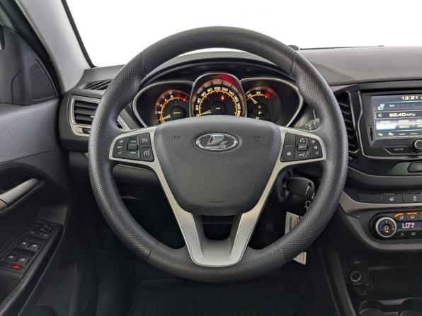 Lada (ВАЗ) Vesta I с пробегом 2019 года, цена 1 095 000 рублей, 47931 км, седан, Автокод Объявления