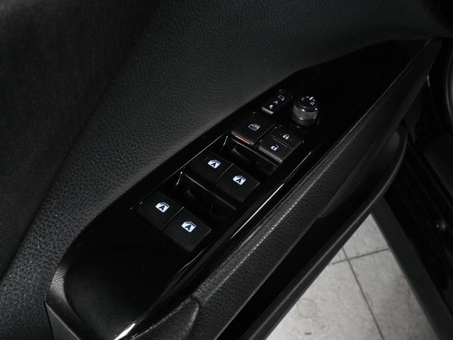 Toyota Camry VIII (XV70) Ростов-на-Дону  - изображение 18