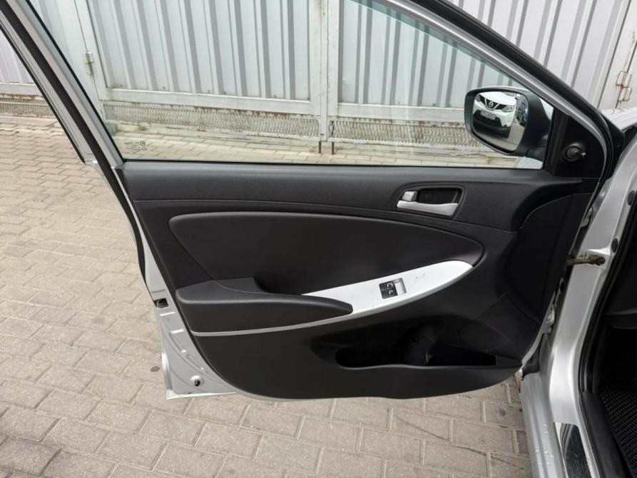 Hyundai Solaris I Ростов-на-Дону  - изображение 9