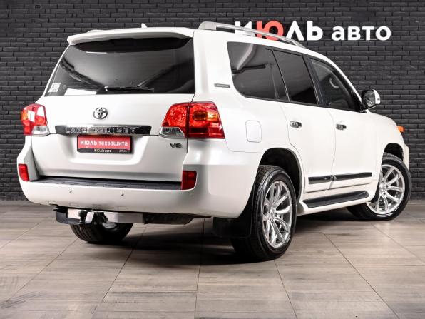 Toyota Land Cruiser 200 Series Рестайлинг 1 с пробегом 2015 года, цена 4 370 000 рублей, 180099 км, внедорожник, Автокод Объявления