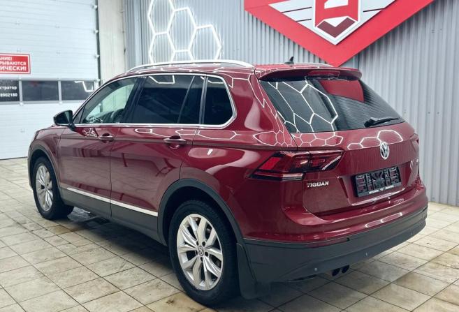 Volkswagen Tiguan II с пробегом 2017 года, цена 2 253 000 рублей, 196666 км, внедорожник, Автокод Объявления
