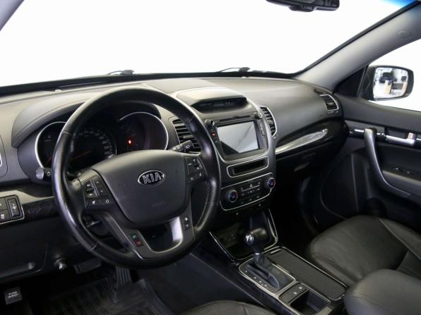 Kia Sorento II Рестайлинг с пробегом 2018 года, цена 1 890 000 рублей, 182000 км, внедорожник, Автокод Объявления