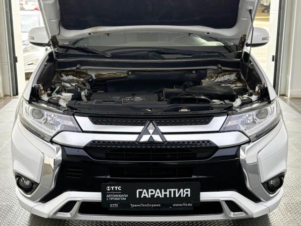 Mitsubishi Outlander III Рестайлинг 3 с пробегом 2022 года, цена 2 800 000 рублей, 41703 км, внедорожник, Автокод Объявления