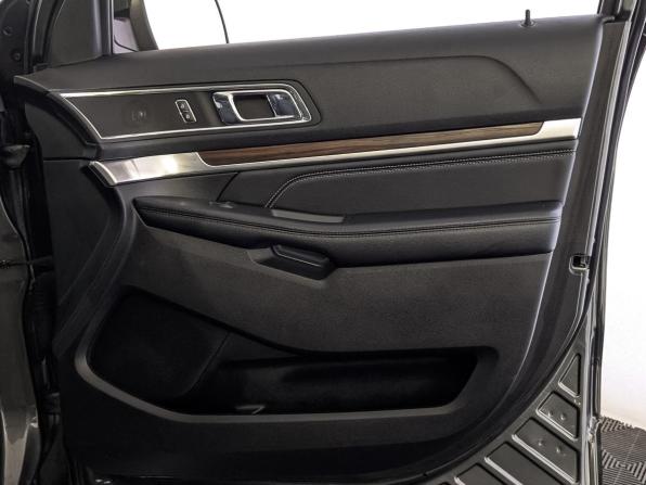 Ford Explorer V Рестайлинг 2 с пробегом 2018 года, цена 3 100 000 рублей, 136477 км, внедорожник, Автокод Объявления