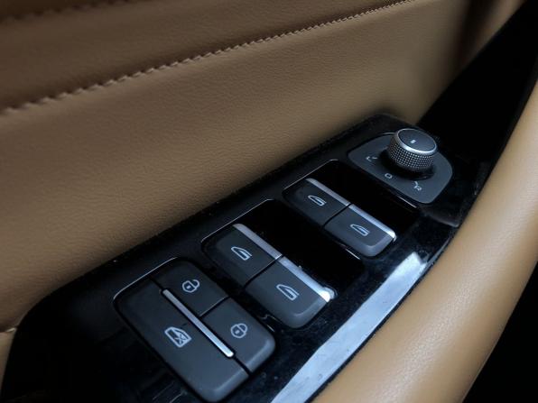 Geely Monjaro I с пробегом 2022 года, цена 3 255 000 рублей, 35393 км, внедорожник, Автокод Объявления