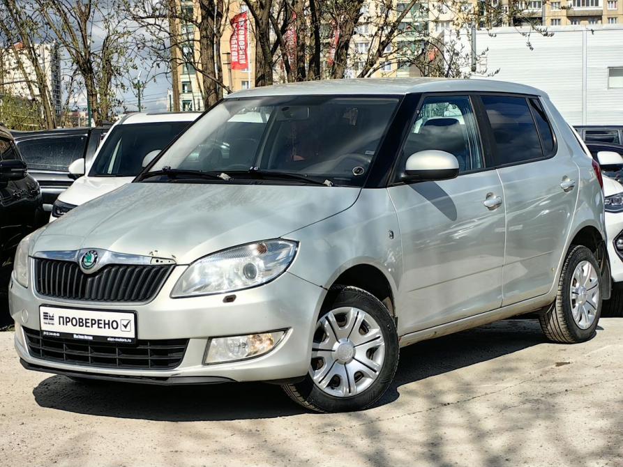 Skoda Fabia II Рестайлинг Санкт-Петербург  - изображение 1