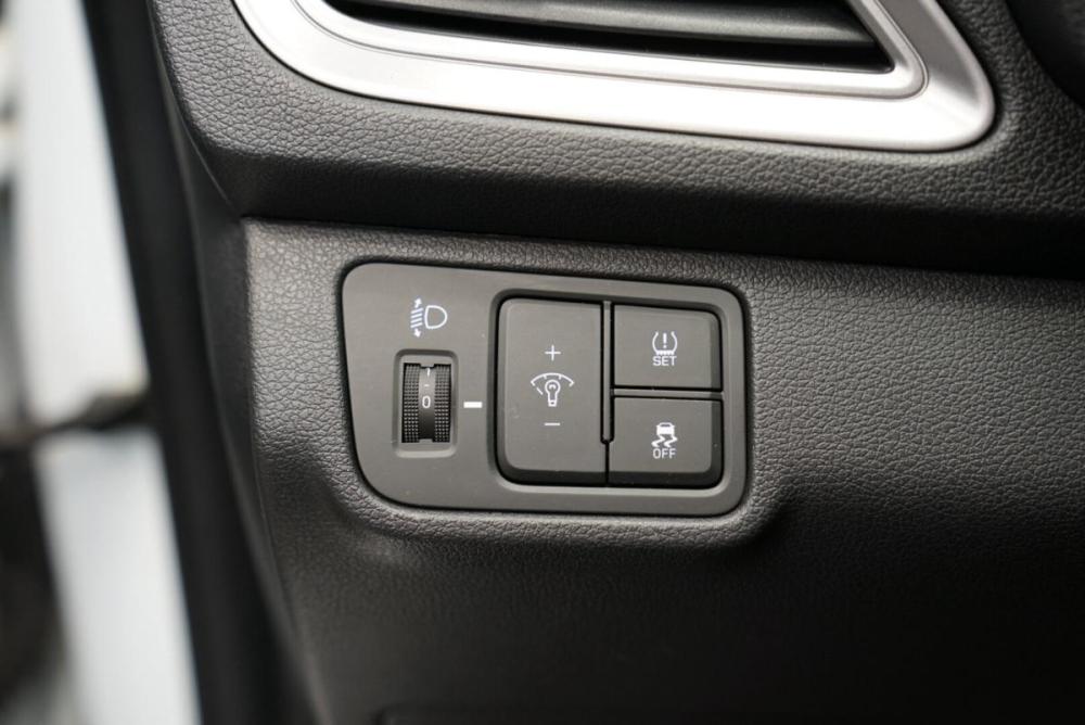 Hyundai Solaris II Рестайлинг Крым  - изображение 12