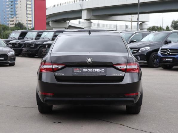 Skoda Superb III с пробегом 2015 года, цена 2 300 000 рублей, 87391 км, лифтбек, Автокод Объявления